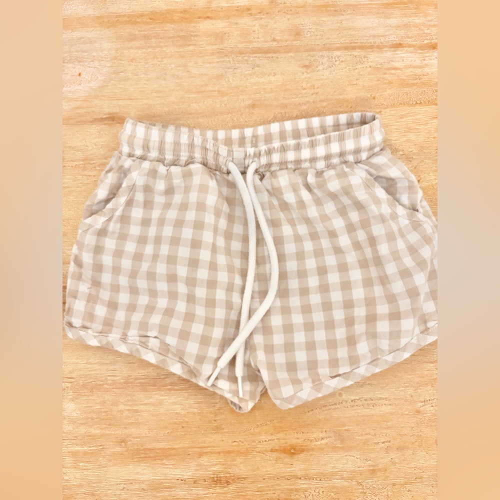 Boys gingham tan shorts